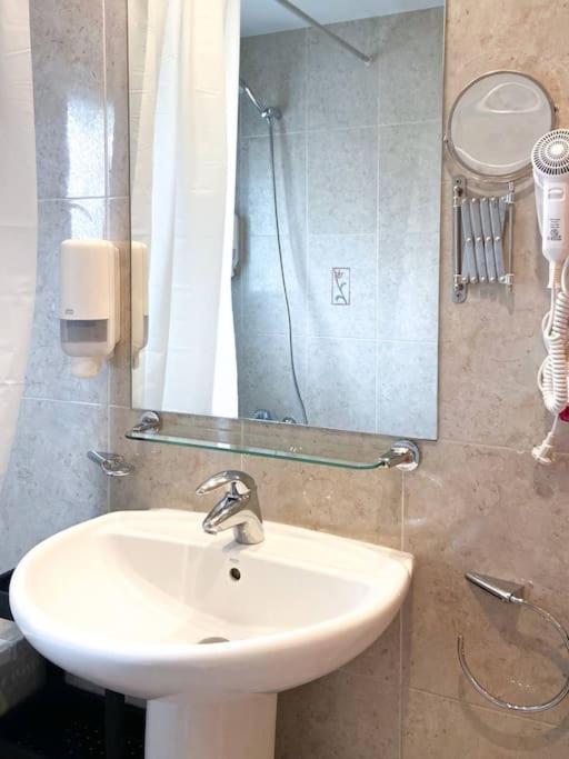 אנדורה לה ולה Unico Piso Colorido Y Divertido En Ransol - Increibles Vistas Al Rio Y Naturaleza - Ideal Familias L By Bonesvacances מראה חיצוני תמונה